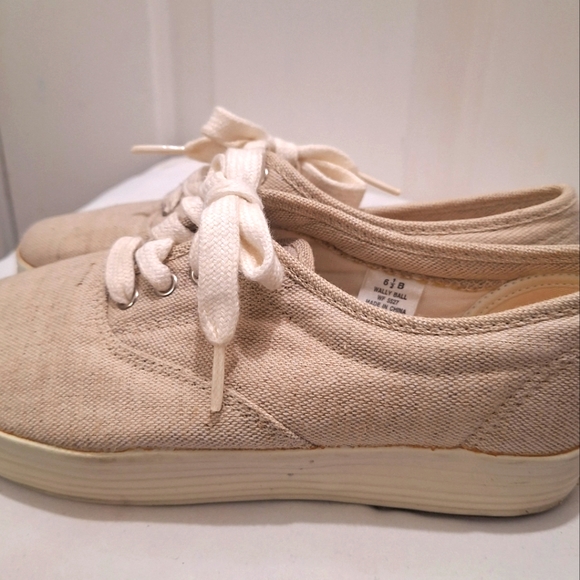 Aerosoles Shoes - Aerosols Beige Tennis Shoe Style Size 6.5